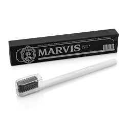 White Soft Toothbrush Hambahari (pehme), 1 tk 