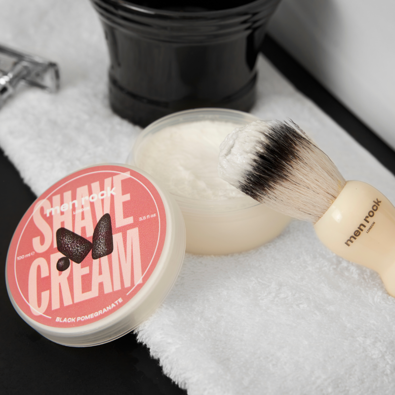 Black Pomegranate Shave Cream Granaatõuna aroomiga raseerimiskreem, 100ml