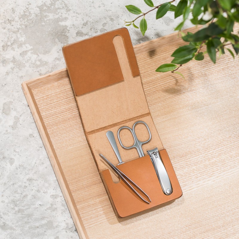 MCS 1 Travel maniküürikomplekt veisenahast vutlaris, 1tk